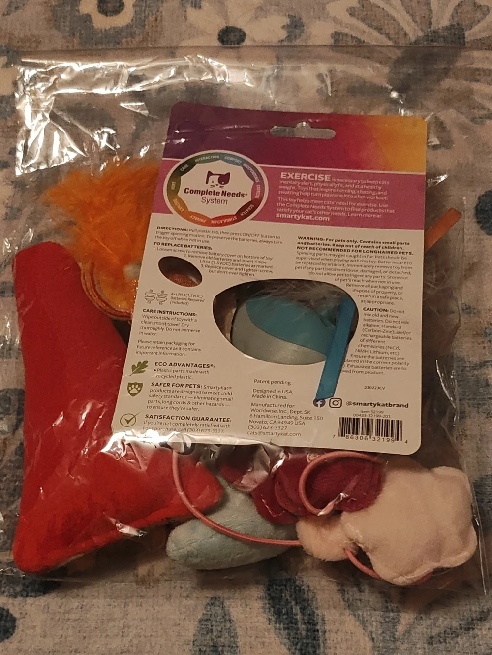 CAT TOY BUNDLE: A VACATION IN PARIS!